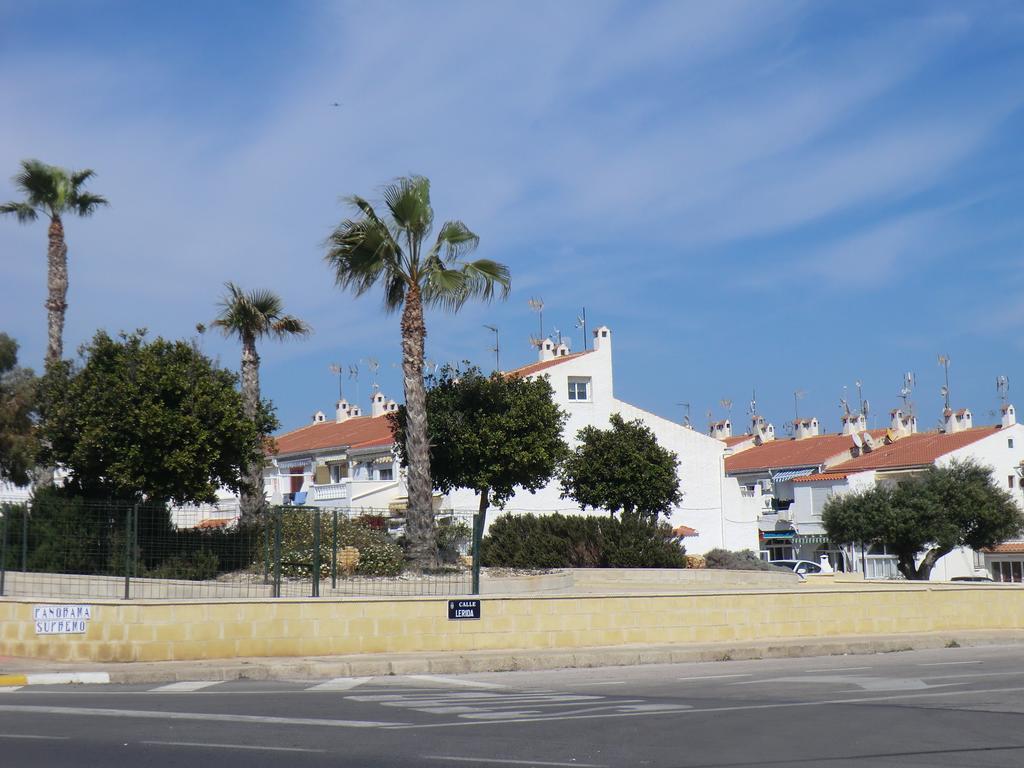 Casas Holiday - Playa La Mata 1 Торевьиа Экстерьер фото